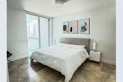 950 Brickell Bay Dr #1504, Miami, FL 33131 - Photo 9