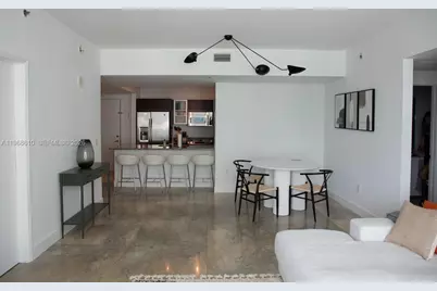 950 Brickell Bay Dr #1504, Miami, FL 33131 - Photo 7