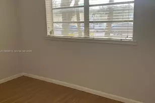 7304 SW 82nd St, Miami, FL 33143 - Photo 9