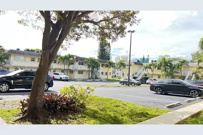 7304 SW 82nd St #A105, Miami, FL 33143 - Photo 17