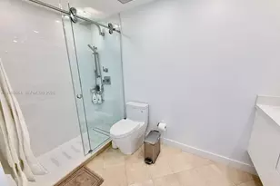 2100 N Ocean Blvd, Fort Lauderdale, FL 33305 - Photo 29