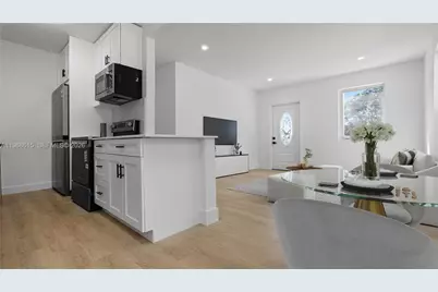 1735 NW 126th St, Miami, FL 33167 - Photo 5