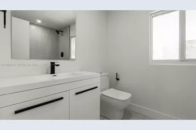 1735 NW 126th St, Miami, FL 33167 - Photo 31