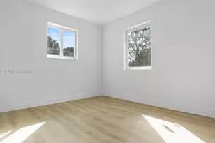 1735 NW 126th St, Miami, FL 33167 - Photo 23