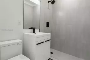 1735 NW 126th St, Miami, FL 33167 - Photo 27