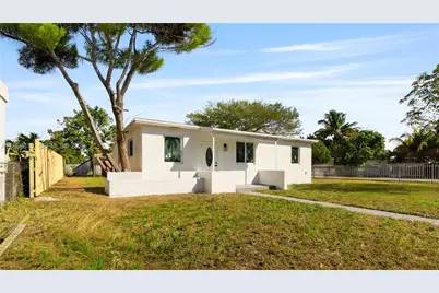 1735 NW 126th St, Miami, FL 33167 - Photo 1