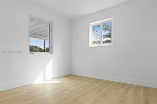 1735 NW 126th St, Miami, FL 33167 - Photo 17