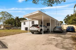 1735 NW 126th St, Miami, FL 33167 - Photo 3