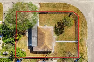 1735 NW 126th St, Miami, FL 33167 - Photo 31