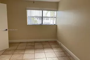 11339 SW 71st Ln, Miami, FL 33173 - Photo 15