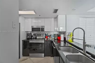 650 West Ave #506, Miami Beach, FL 33139 - Photo 13