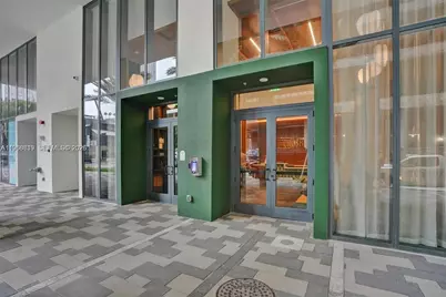 11 NE 6th Street #2212, Miami, FL 33132 - Photo 3