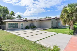 1500 Biarritz Dr, Miami Beach, FL 33141 - Photo 1