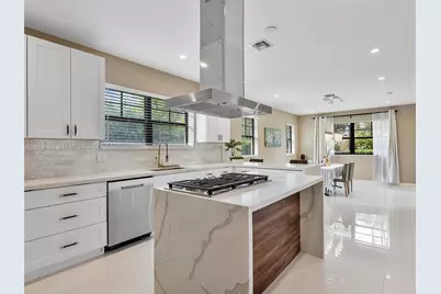 1500 Biarritz Dr #1, Miami Beach, FL 33141 - Photo 7