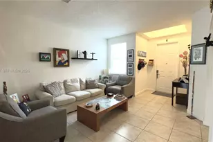 10840 NW 79th St, Doral, FL 33178 - Photo 7