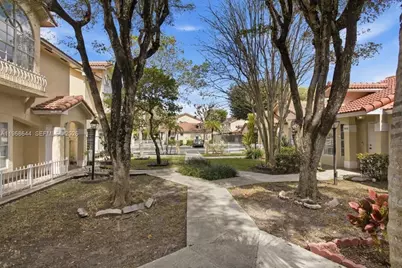 15246 SW 111th St, Miami, FL 33196 - Photo 17