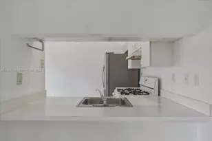 15246 SW 111th St, Miami, FL 33196 - Photo 5