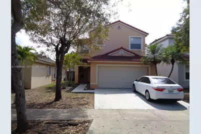 2060 SE 14th St, Homestead, FL 33035 - Photo 1