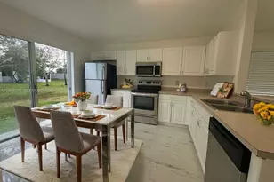20874 NW 2nd St, Pembroke Pines, FL 33029 - Photo 3