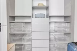 6799 Collins Ave, Miami Beach, FL 33141 - Photo 13