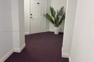 9300 Fontainebleau Blvd, Miami, FL 33172 - Photo 9