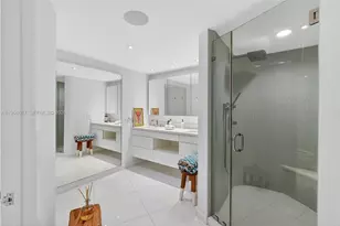 600 Grapetree Dr, Key Biscayne, FL 33149 - Photo 31