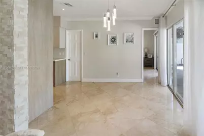 2031 NE 14th Ct, Fort Lauderdale, FL 33304 - Photo 9