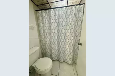 3720 Inverrary Dr #1N, Lauderhill, FL 33319 - Photo 27