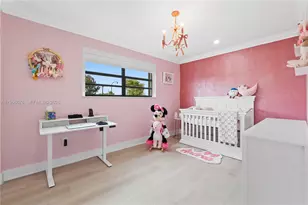 10908 NW 7th St, Miami, FL 33172 - Photo 21