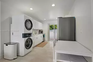 1319 SW 30th St, Fort Lauderdale, FL 33315 - Photo 11