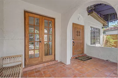 3233 Crystal Ct, Miami, FL 33133 - Photo 35
