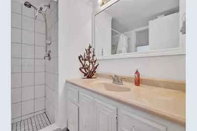 2861 Somerset Dr #211, Lauderdale Lakes, FL 33311 - Photo 13