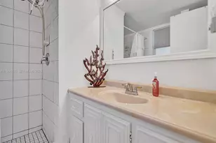 2861 Somerset Dr, Lauderdale Lakes, FL 33311 - Photo 13