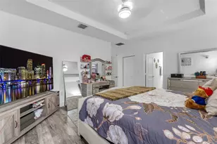 2484 SE 2nd St, Homestead, FL 33033 - Photo 19