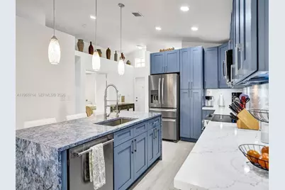 1287 NW 170th Ter, Pembroke Pines, FL 33028 - Photo 15