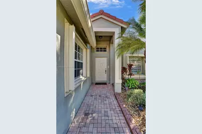 1287 NW 170th Ter, Pembroke Pines, FL 33028 - Photo 3