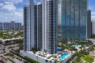 18911 Collins Ave, Sunny Isles Beach, FL 33160 - Photo 41