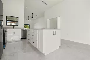 919 Columbus Blvd S, Lehigh Acres, FL 33974 - Photo 9