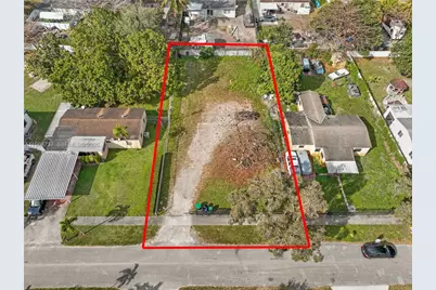 1437 NW 99th St, Miami, FL 33147 - Photo 5