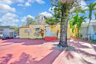 811 NW 24th Ct, Miami, FL 33125 - Photo 3