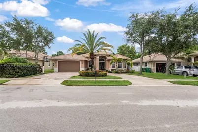 8346 SW 51st St, Davie, FL 33328 - Photo 35