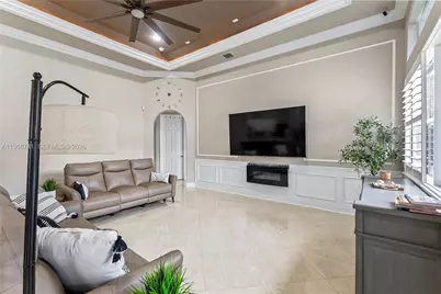 8346 SW 51st St, Davie, FL 33328 - Photo 9