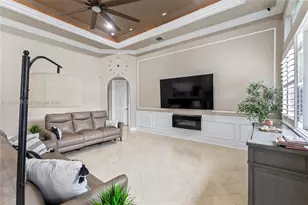 8346 SW 51st St, Davie, FL 33328 - Photo 9