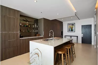 900 Biscayne Blvd #4307, Miami, FL 33132 - Photo 5