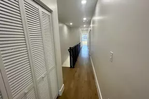 1123 NW 25th St, Miami, FL 33127 - Photo 11