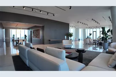 300 Biscayne Boulevard Way #1105C, Miami, FL 33131 - Photo 23