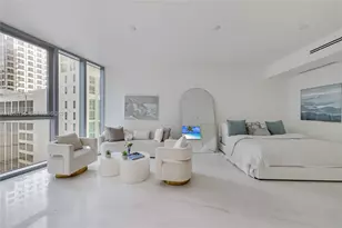 300 Biscayne Blvd Way, Miami, FL 33131 - Photo 3