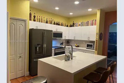 7469 NW 112th Pl, Doral, FL 33178 - Photo 9