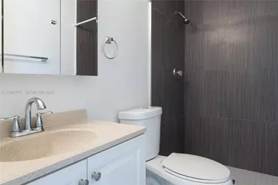 1290 NE 119th St #1B, Miami, FL 33161 - Photo 9