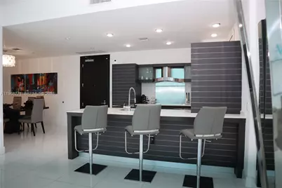 200 Biscayne Boulevard Way #4911, Miami, FL 33131 - Photo 5